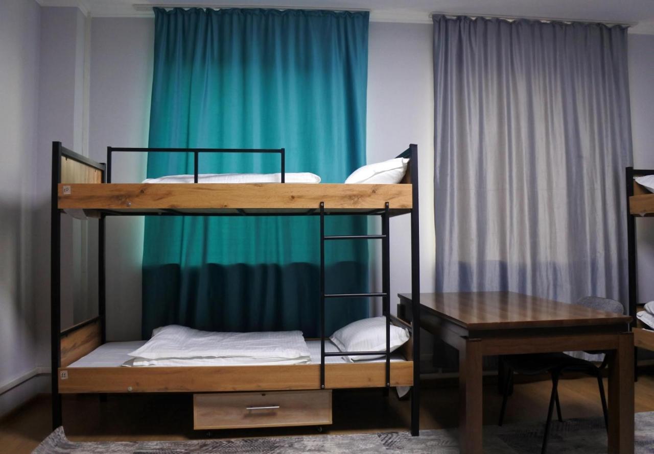 Almaty Backpackers Exterior foto